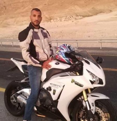 مقتل شاب رميا بالرصاص في عناتا شمال القدس